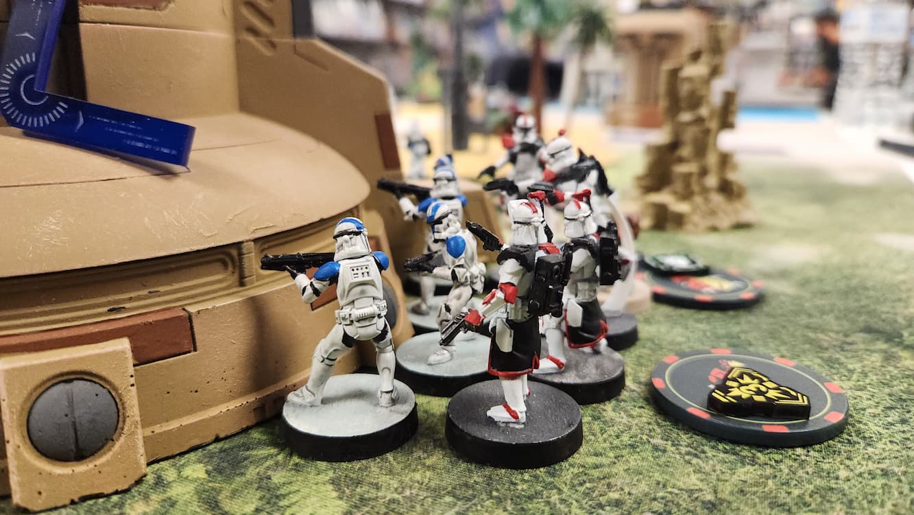 501st Arcs hide behind tower